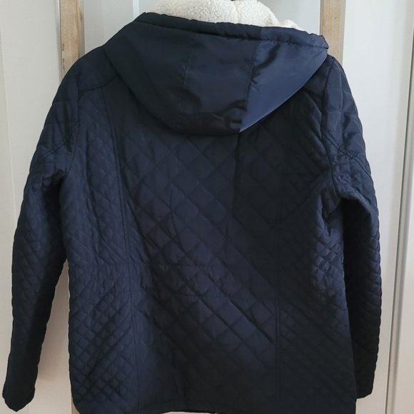 Winter Coat - Women's - Picture 2 of 9